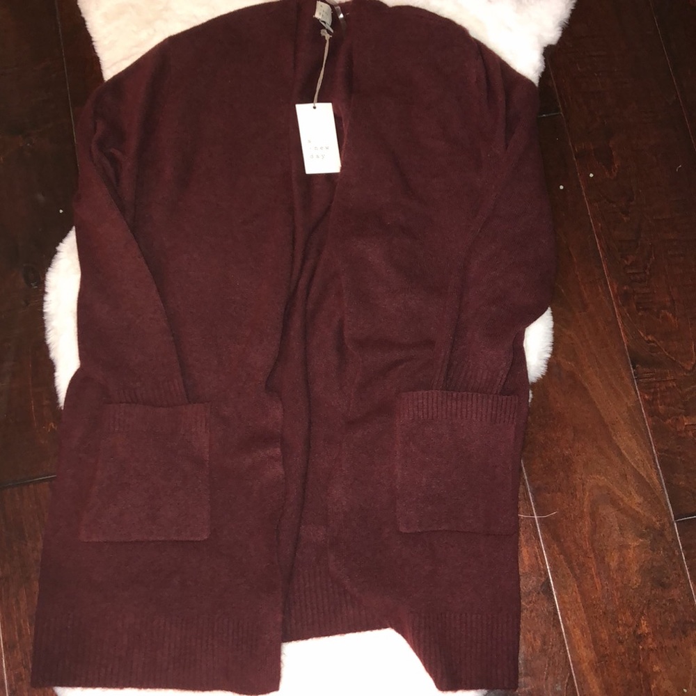 Cardigan - Picture 2 of 3